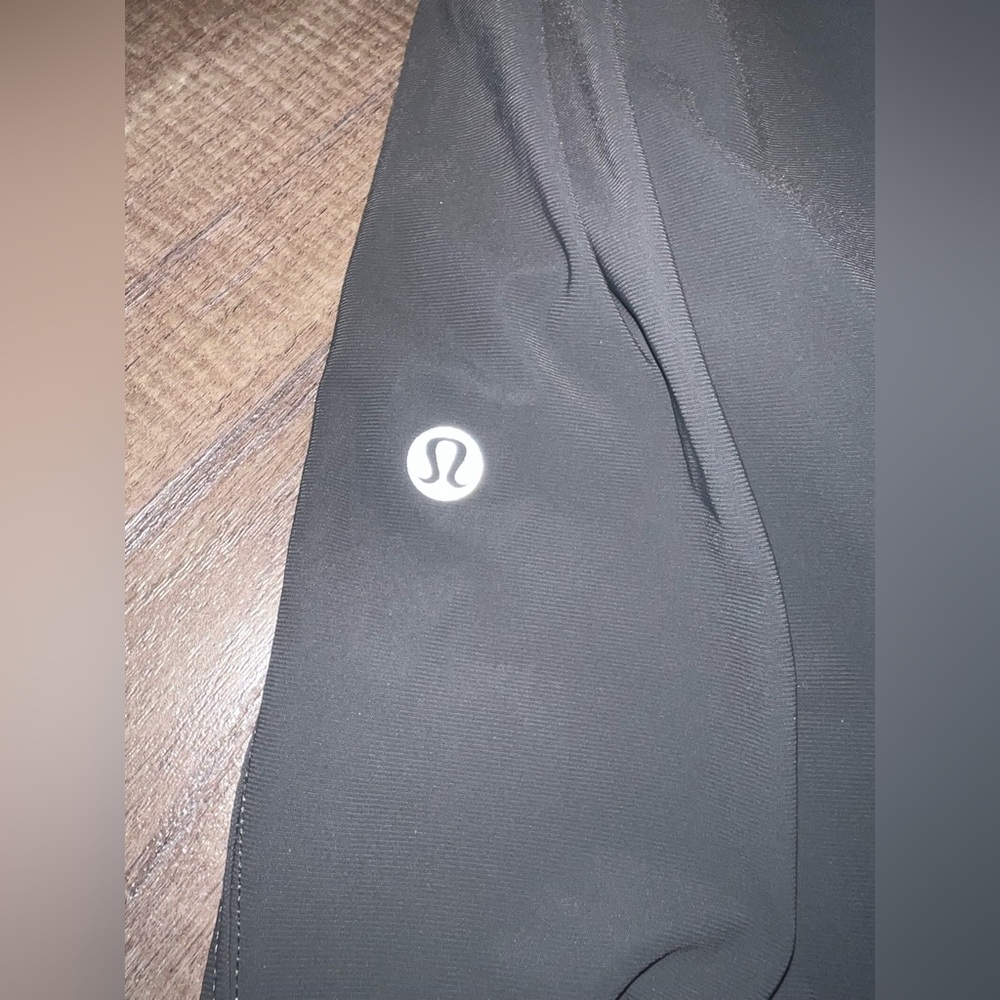 Lululemon jogger with zipper ankle and inside tie waist - Picture 2 of 7